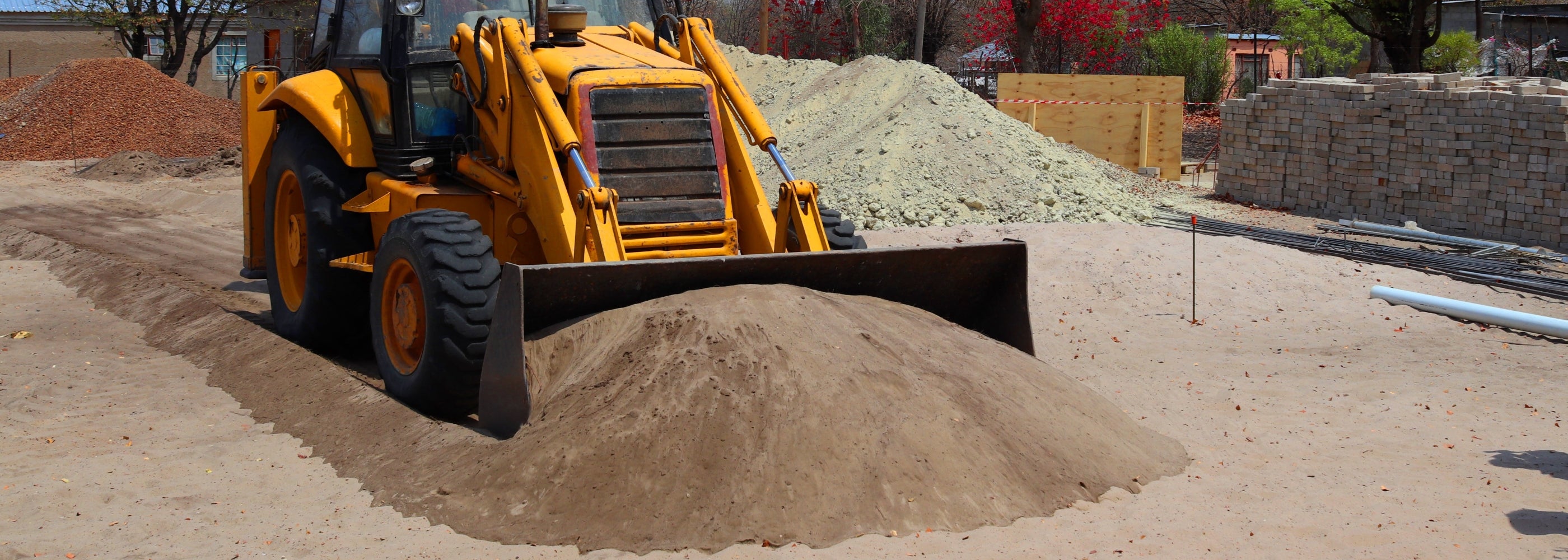 Anvelope pentru buldoexcavator